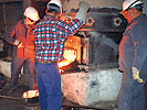 Schaugießen in der Hochofenhalle Schaugießen in der Hochofenhalle